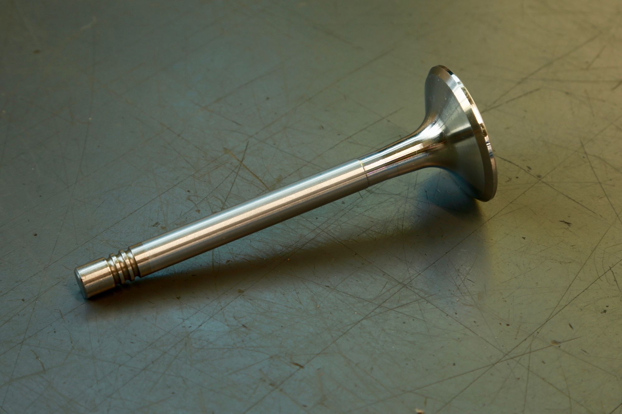 Porsche 911 RSR Valves [Exhaust]