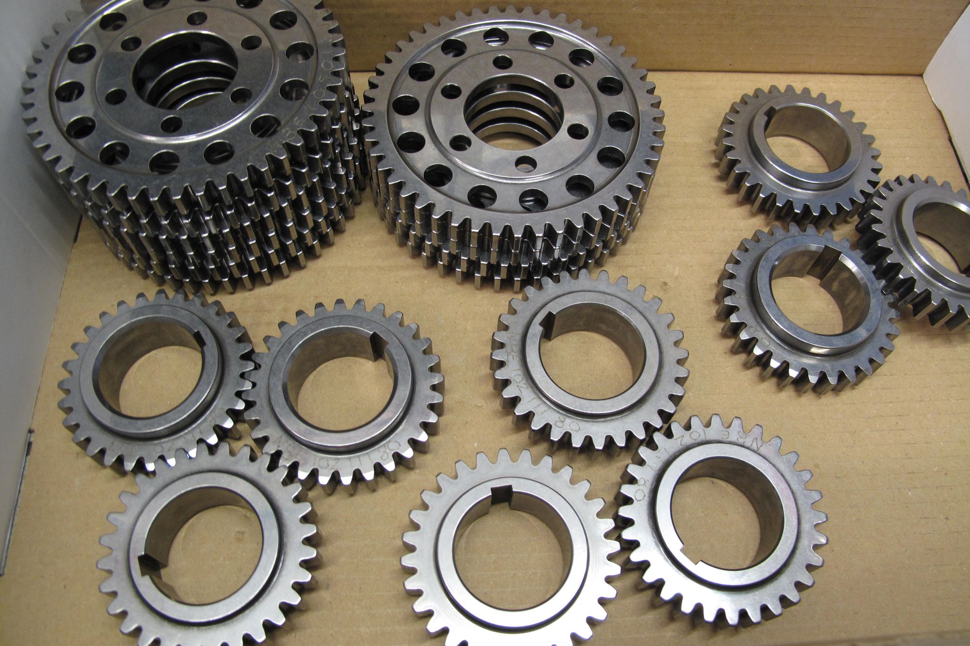 STREIGHT CUT INTERGEAR