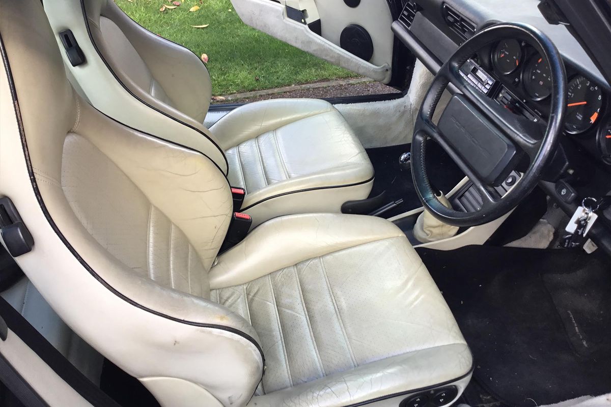 1988 Porsche 911 Carrera Targa 3.2